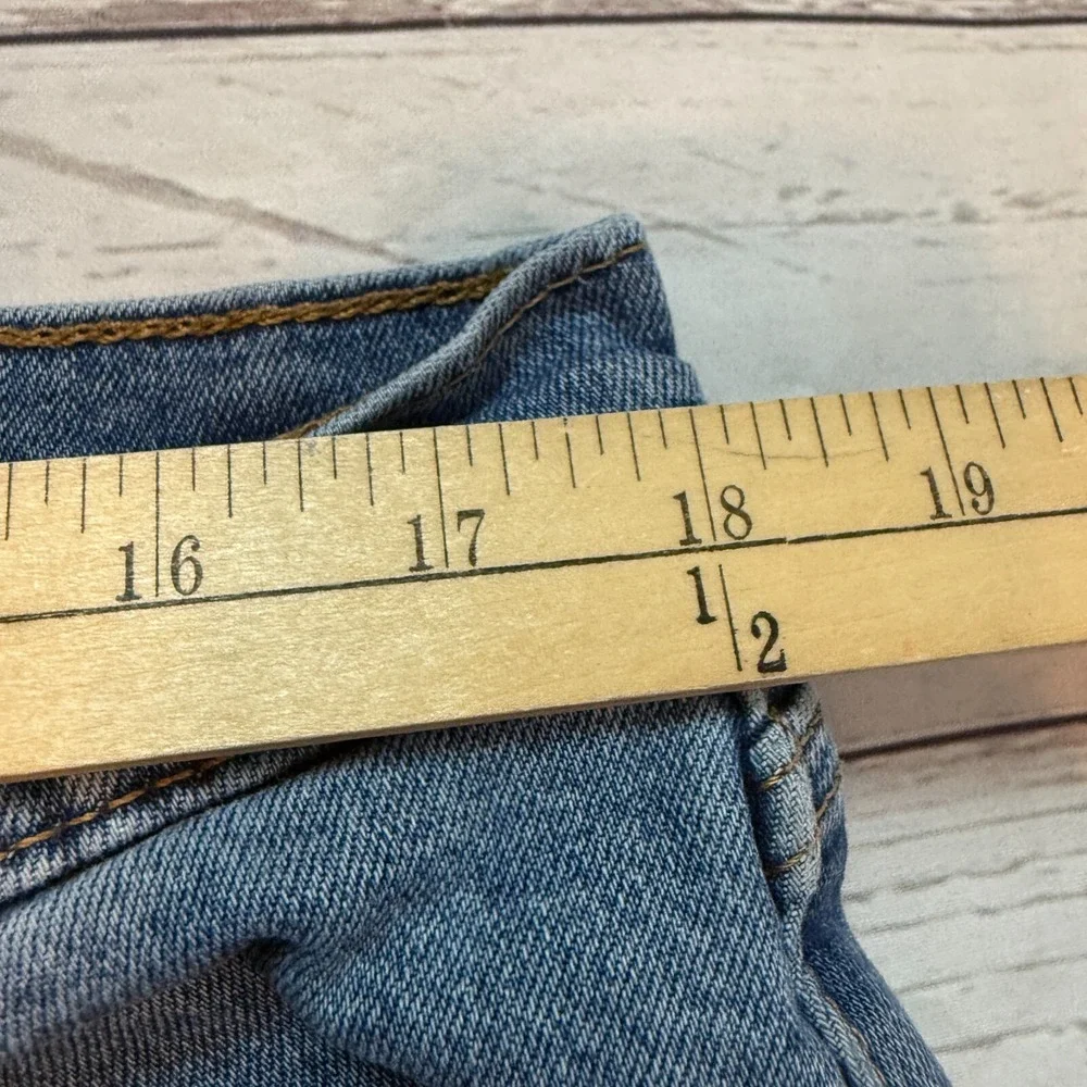 Levi's 505 Jeans Blue Denim Pants‎ Straight Men's Size 38x32 (Fits 35x29)